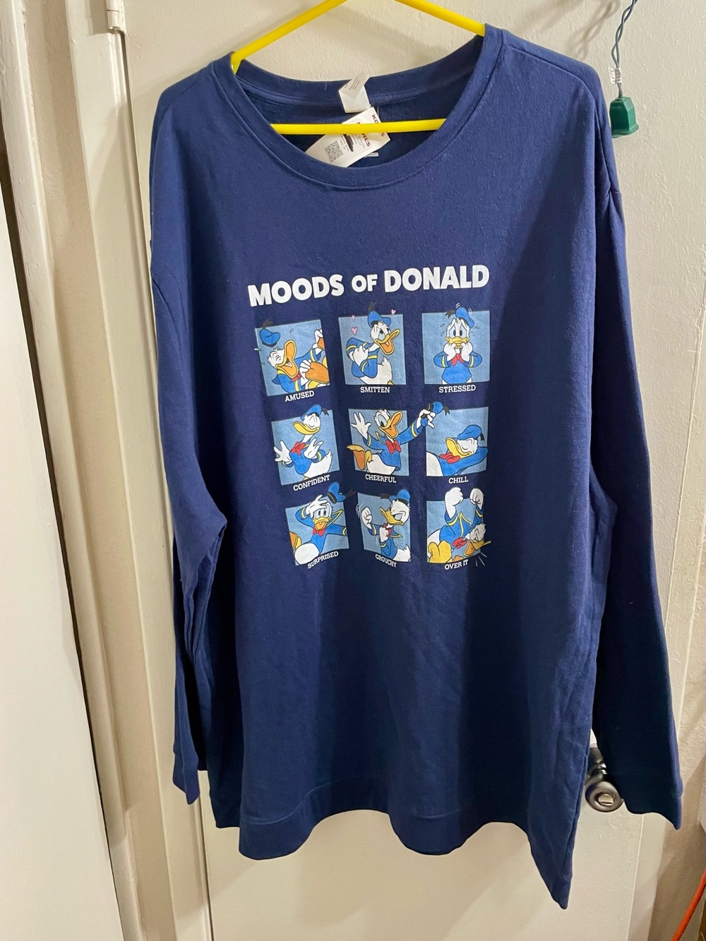 NWT Disney Donald Duck Moods Box Up Blue Fleece Crewneck Sweatshirt Size 3X